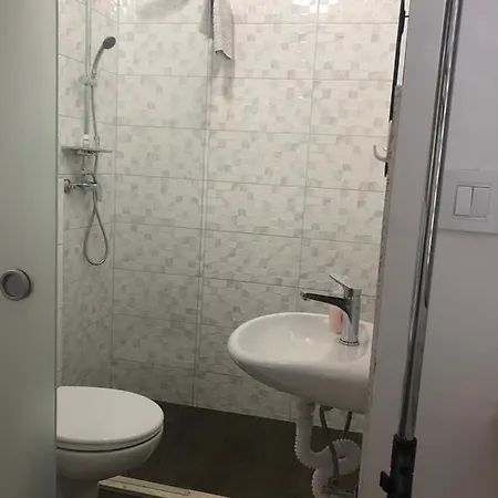 Rooms And Apartments Emily 3*
