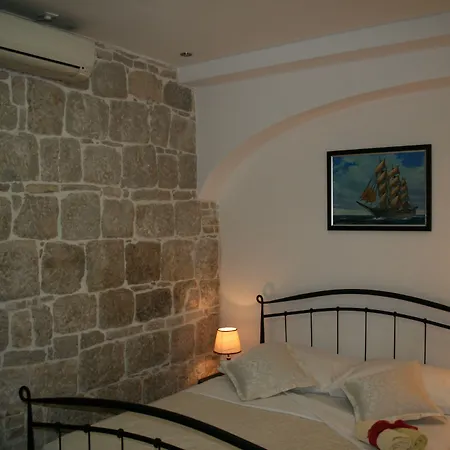 Casa de hóspedes And Emily Split