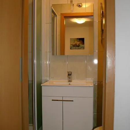 Rooms And Apartments Emily Guest house 3*
