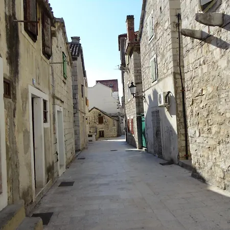 And Emily 斯普利特